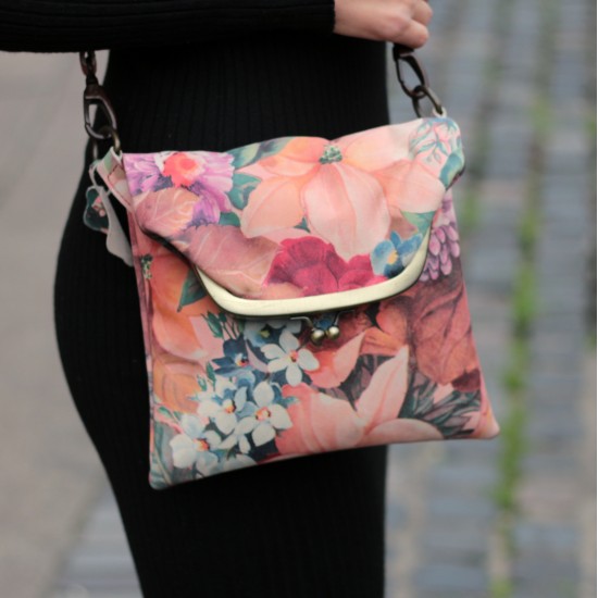 Kissclip Bag Pink Floral Print