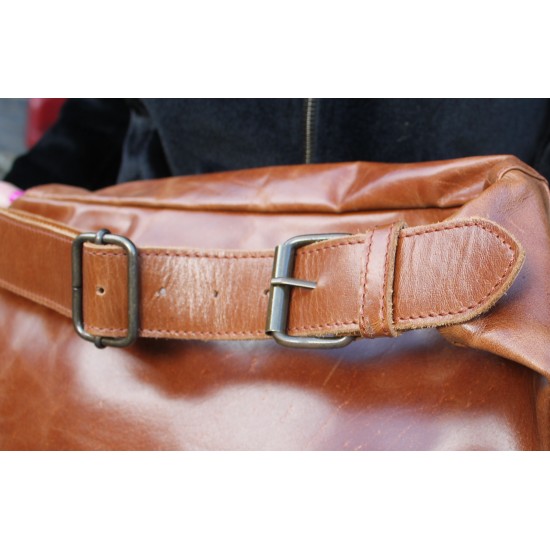 Giant Bumbag Fanny Pack Tan Leather