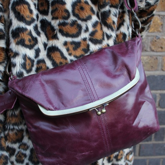 Dublin Medium Clip Bag Purple Leather