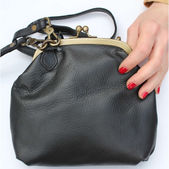 Evanna Top Clasp And Clutch Bag Black Leather
