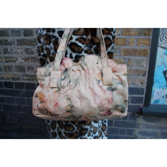 Victoria Medium Clipframe bag in Very Dark Floral print Leather Vintage
