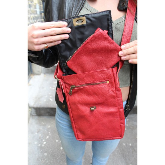 Envelope Messenger Small Red Twister Lock Bag Leather