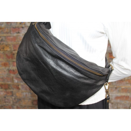 Mediterranean Weekend Large Bum Bag Black Leather 