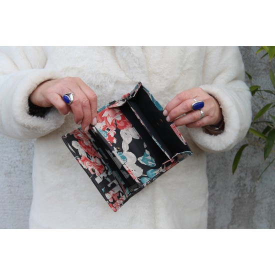 Madamzel Floral Wallet