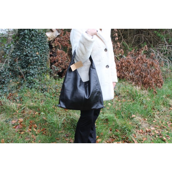 Alabama Hobo black leather