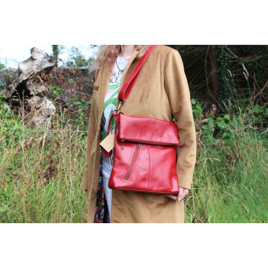 Amelie Flap Zip Messenger bag Red 