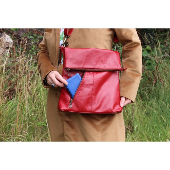 Amelie Flap Zip Messenger bag Red 