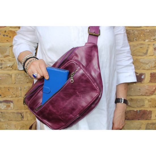 Giant zipped bum bag purple leather