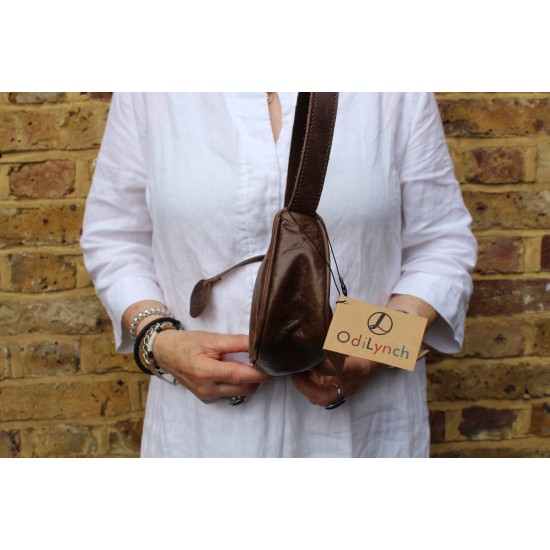 Edith Baguette Leather Brown
