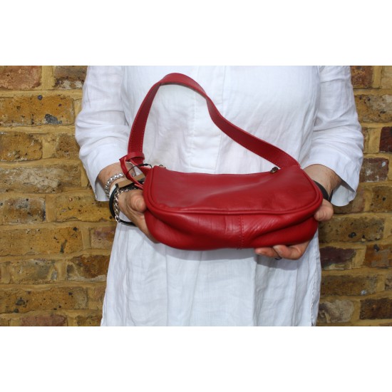  Red shoulder bag baguette