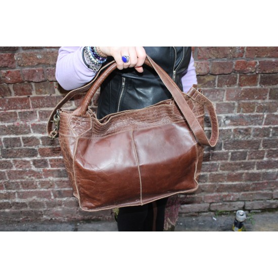 Bach Medium Tote Light Brown Leather
