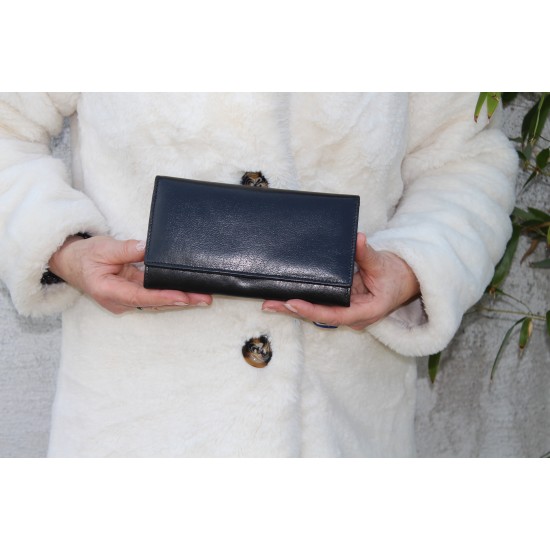 Large Clip Wallet Black and Silver Interior